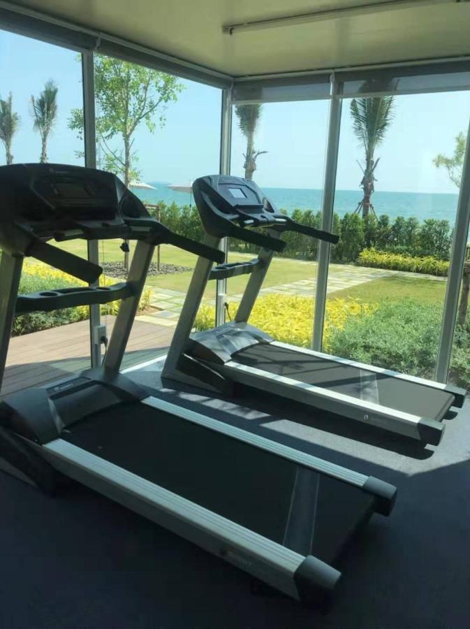 Beachfront Executive Studio Mae Phim Rayong Esterno foto